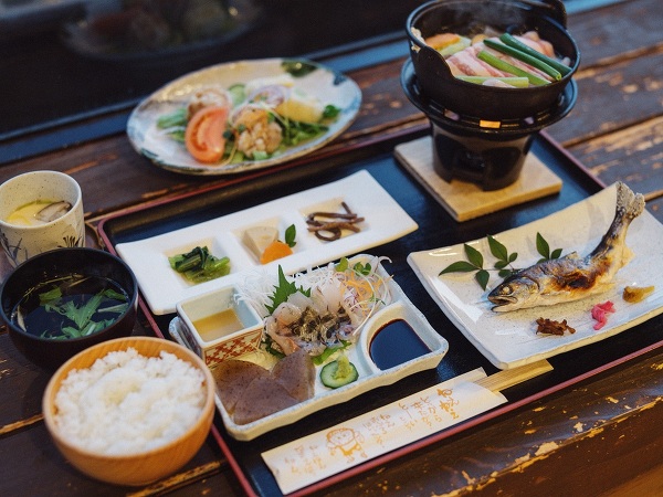 夕食の一例